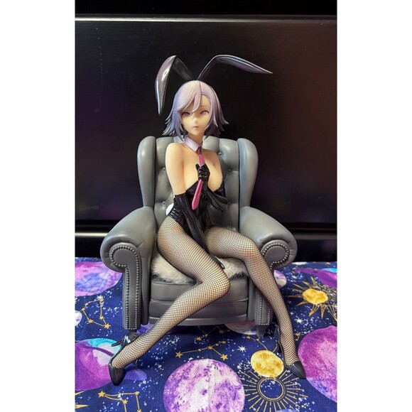 SSR Yi Ren Guan House of Unhumans Jin Hua Bunny Ver. 1/7 Anime Figure